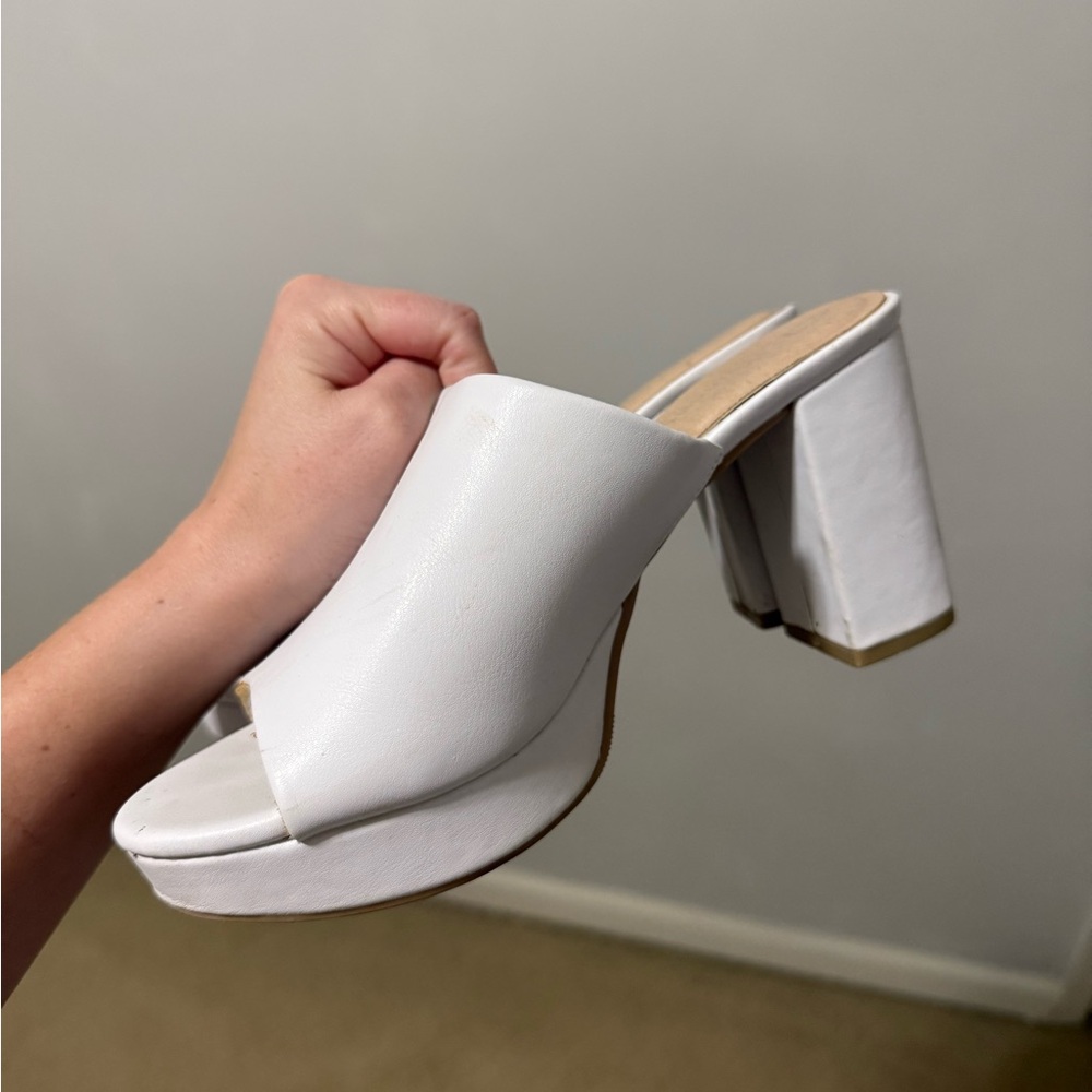 Chic White Block Heel Mules